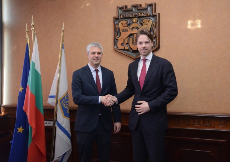 Кметът Благомир Коцев обсъди със заместник-посланика на Кралство Нидерландия предстоящ бизнес форум във Варна