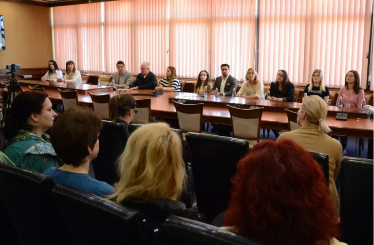 Напредват строително-монтажните дейности по изграждането на Черноморския младежки център във Варна