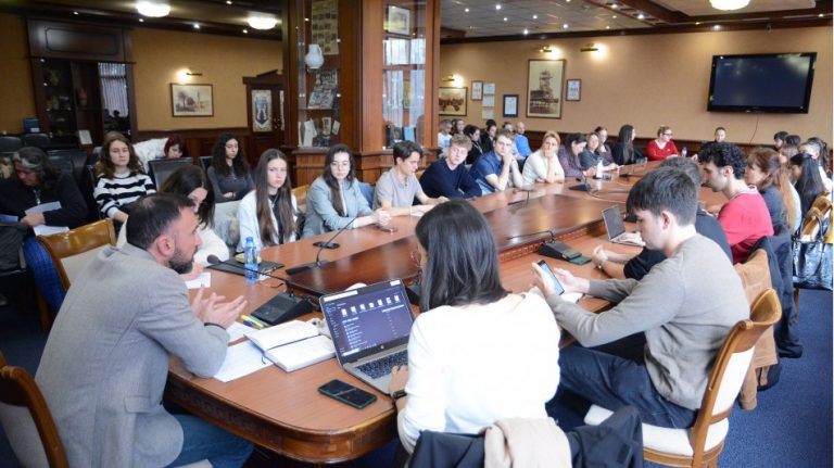 Община Варна разработи нова Стратегия за младежката политика  2026-2035 г.