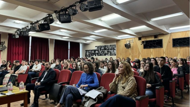 Дискусионен форум „Нови видове синтетични наркотици“ с гост лектори от Американската агенция за борба с наркотиците се проведе във Варна