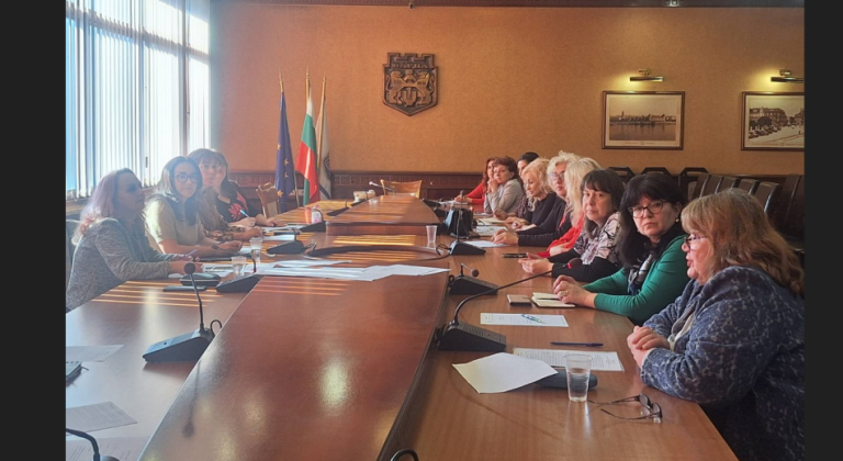 Комисията за детето при Община Варна обсъди предстоящи инициативи за популяризиране на приемната грижа
