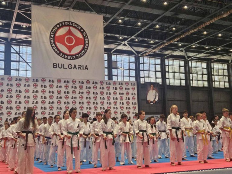 Варна даде старт на 39-ото Европейско първенство по карате киокушин