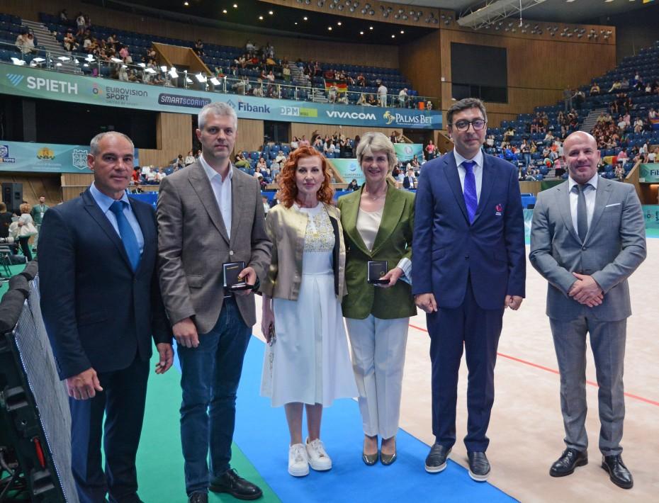 С впечатляваща церемония бе открито Европейското първенство по художествена гимнастика