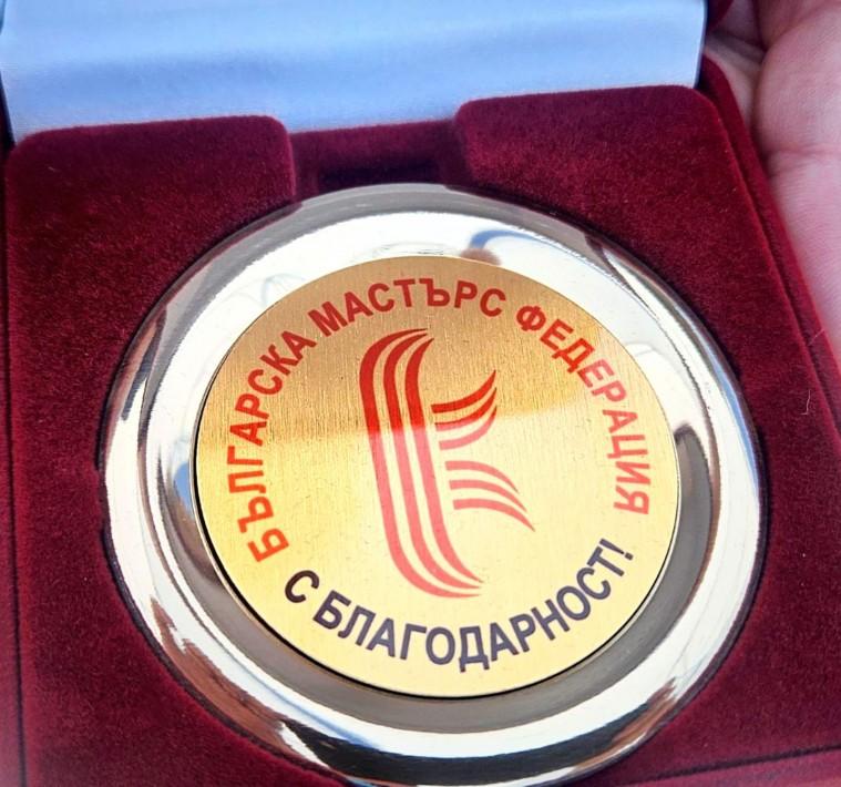 150 състезатели участваха в Международния турнир по плуване за ветерани