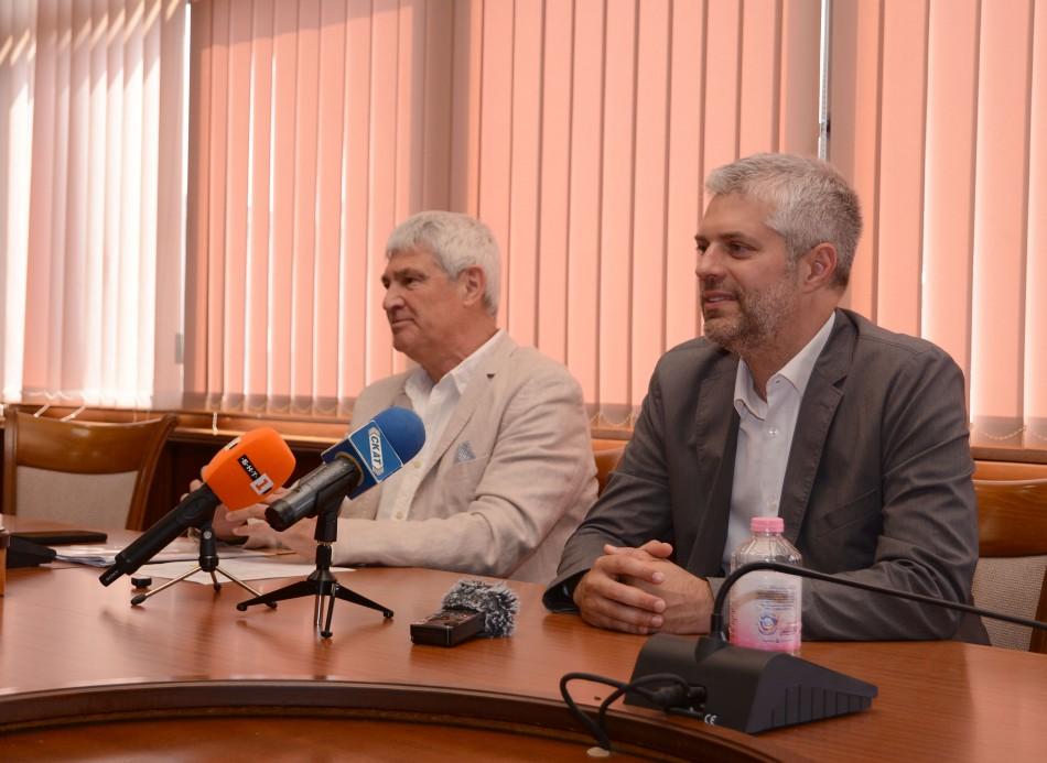 Увеличават с 5% заплатите на служителите в „Градски транспорт“ – Варна