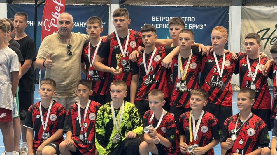 Младите надежди на хандбален клуб „Локомотив“ (Варна) триумфираха на първия международен турнир „Мемориал Евгени Китанчев”