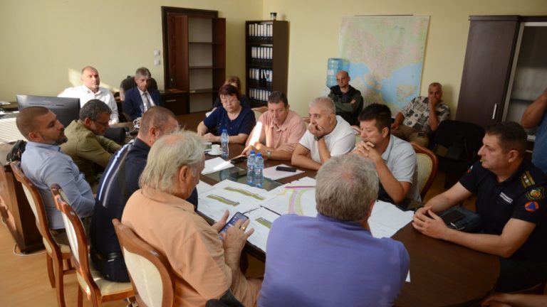 Община Варна разпореди спешни мерки за ограничаване на свлачищната активност в кв. „Аспарухово“